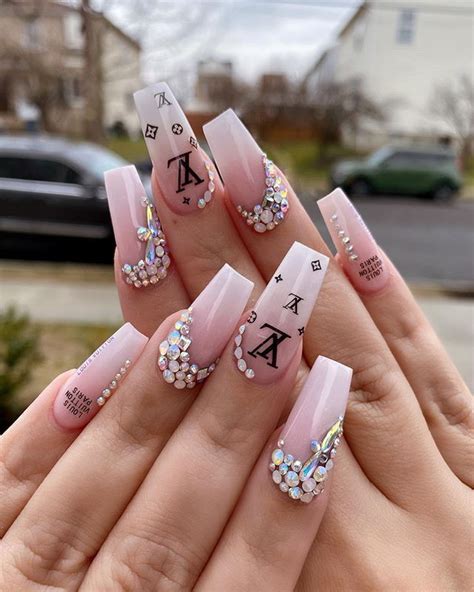 short louis vuitton nails|louis vuitton press on nails.